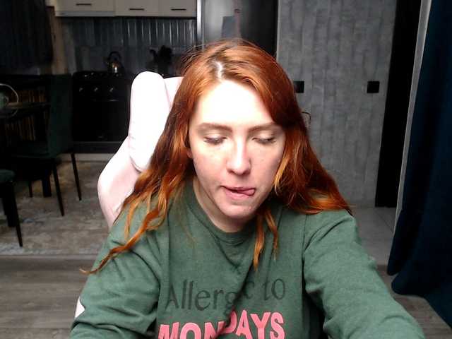 Regimasmile's BongaCams show and profile