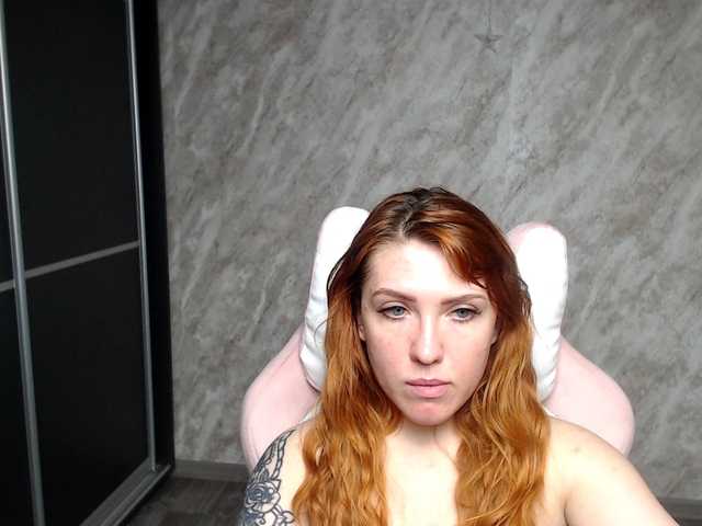 Regimasmile's BongaCams show and profile