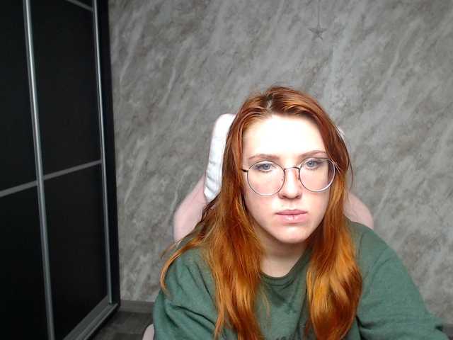 Regimasmile's BongaCams show and profile