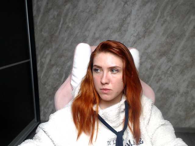 Regimasmile's BongaCams show and profile