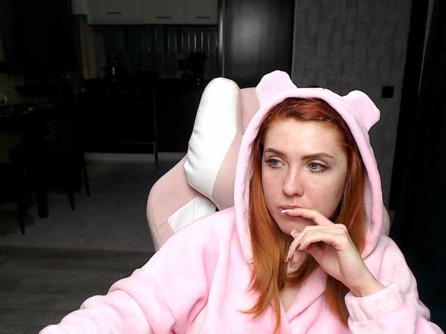 Regimasmile's BongaCams show and profile