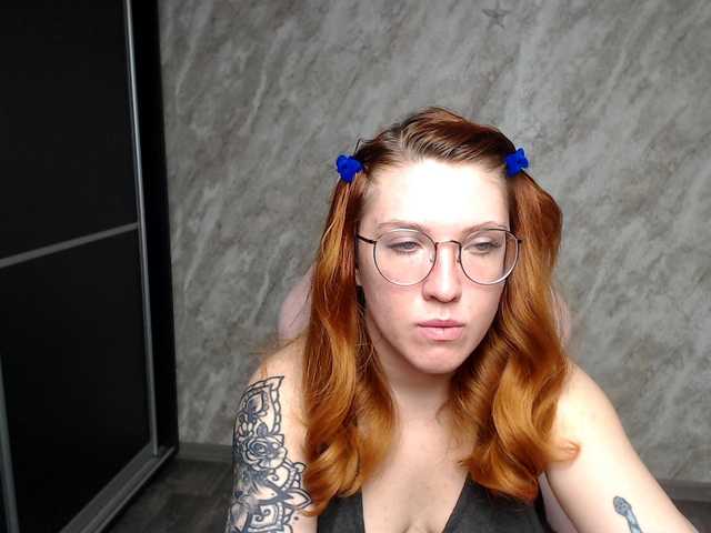 Regimasmile's BongaCams show and profile