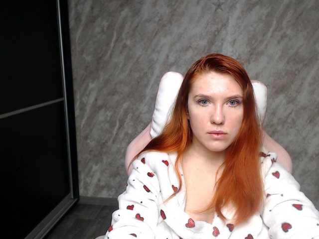 Regimasmile's BongaCams show and profile