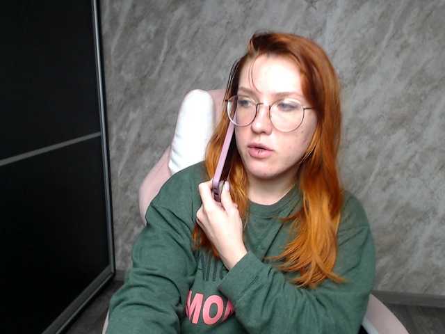 Regimasmile's BongaCams show and profile