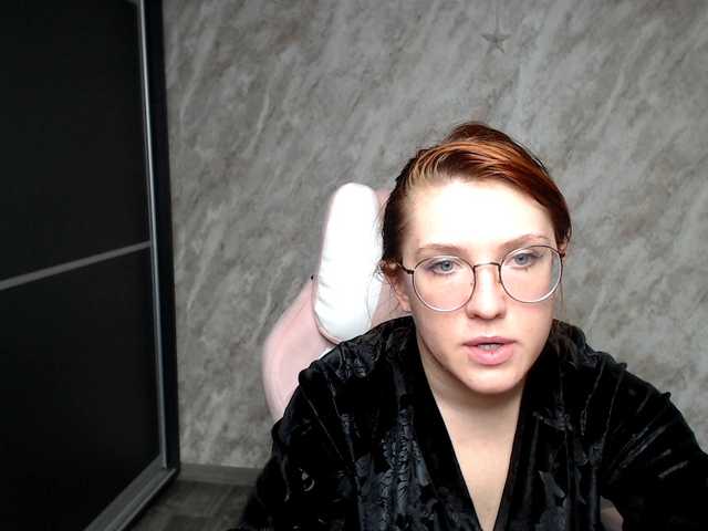 Regimasmile's BongaCams show and profile