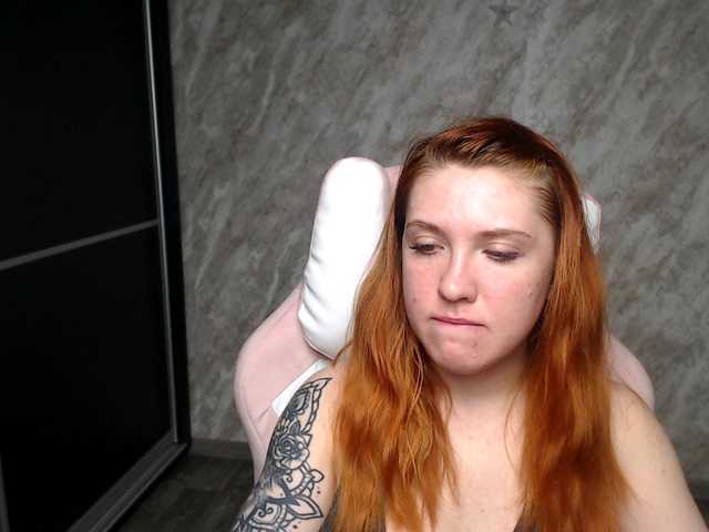 Regimasmile's BongaCams show and profile