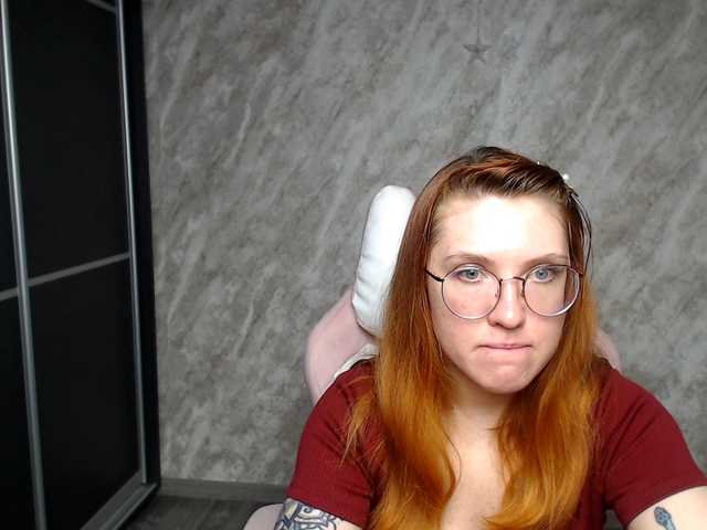 Regimasmile's BongaCams show and profile