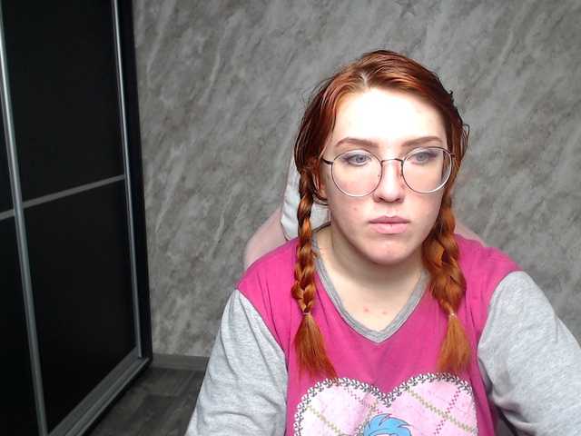 Regimasmile's BongaCams show and profile