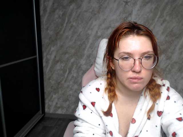 Regimasmile's BongaCams show and profile