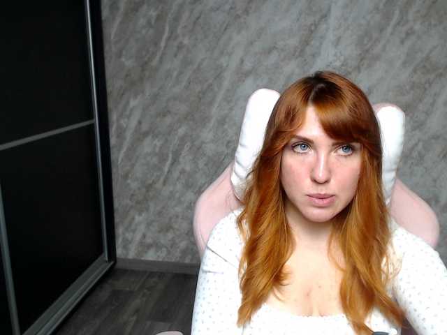 Regimasmile's BongaCams show and profile