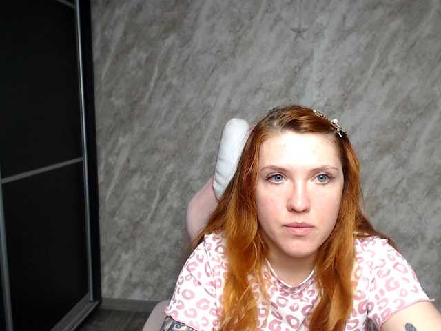 Regimasmile's BongaCams show and profile