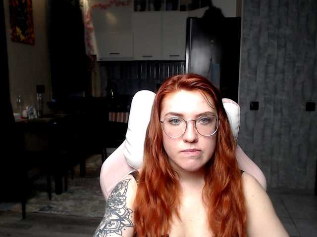 Regimasmile's BongaCams show and profile