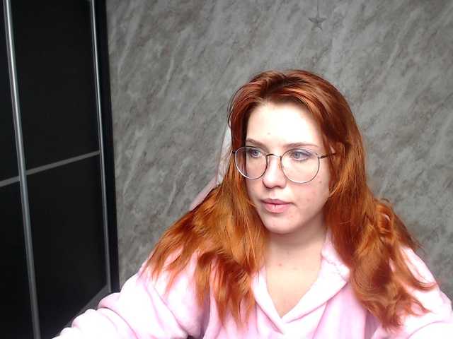 Regimasmile's BongaCams show and profile