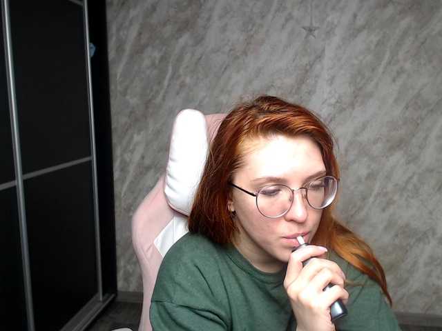 Regimasmile's BongaCams show and profile