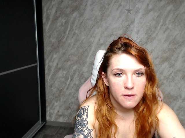 Regimasmile's BongaCams show and profile