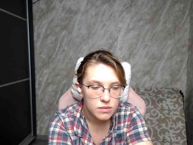 Regimasmile Live Webcam on BongaCams