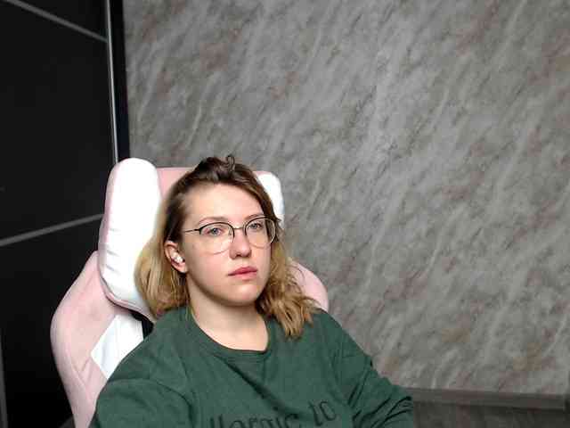 webcam chatroom Regimasmile
