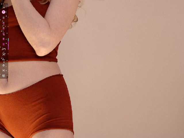 CuteShine from BongaCams is Freechat