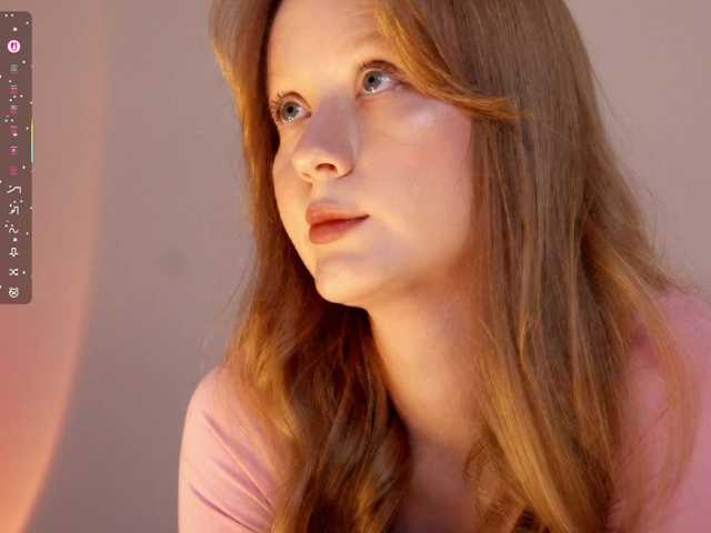 CuteShine from BongaCams is Freechat