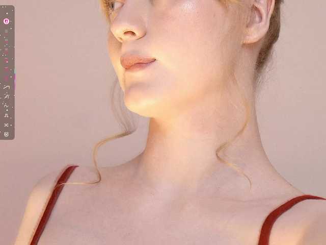 CuteShine from BongaCams is Freechat