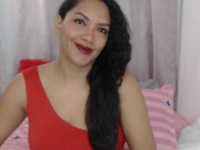 KarlieK's BongaCams show and profile