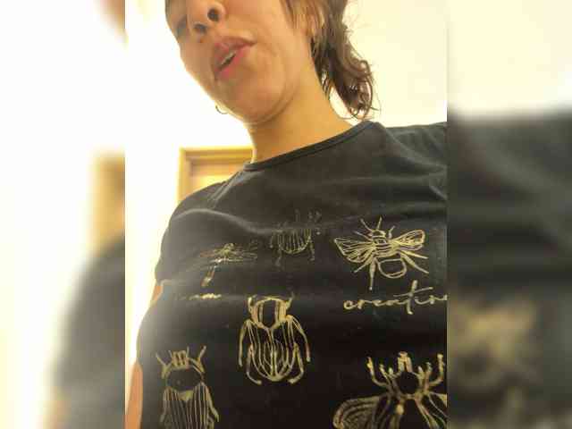 AmyBunnyy Live Webcam on BongaCams