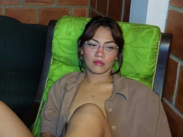 venusjade's BongaCams show and profile