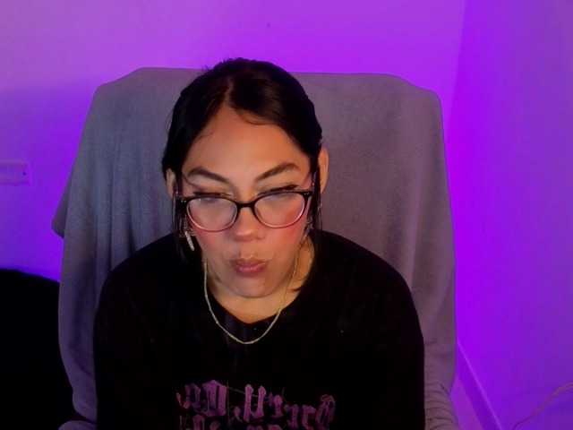 venusjade's BongaCams show and profile