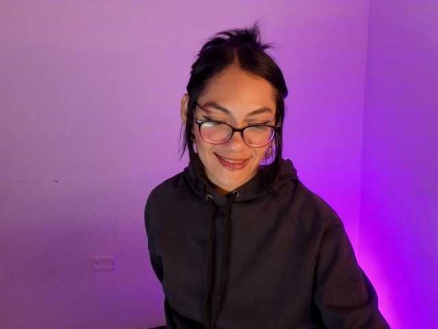 venusjade's BongaCams show and profile