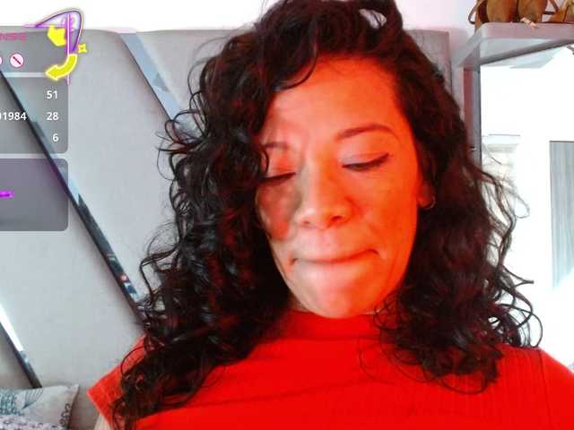 paula-daniela1's BongaCams show and profile