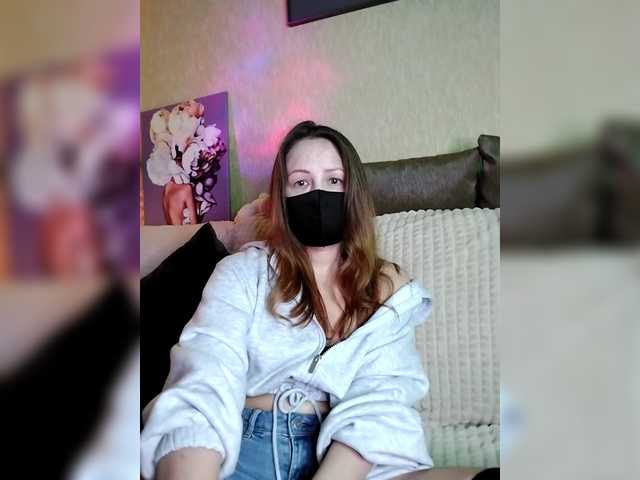 Cherry-Cola's BongaCams show and profile