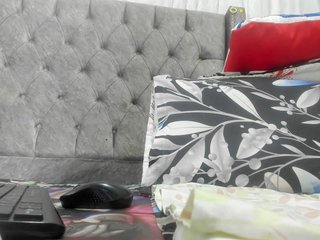 ANA-BULLOCK- Porn Show