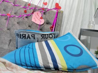 ANA-BULLOCK- Porn Show