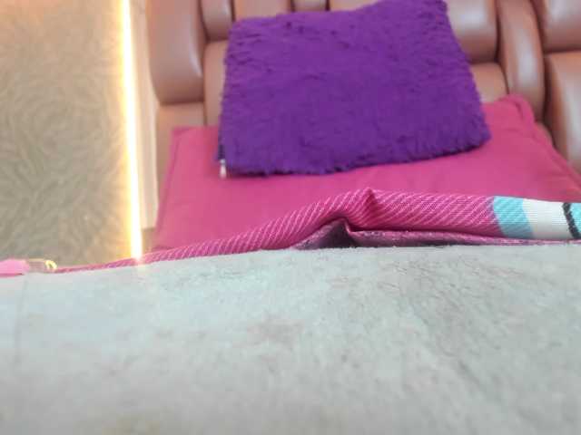 ANA-BULLOCK-'s BongaCams show and profile