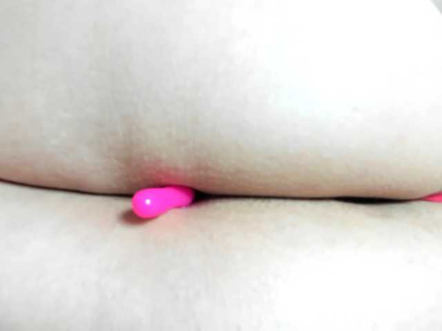 ANA-BULLOCK-'s BongaCams show and profile