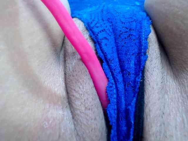 ANA-BULLOCK- webcam