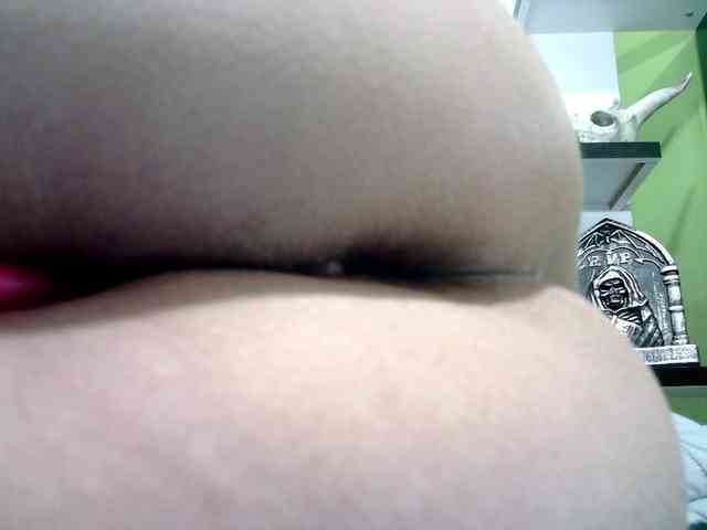 ANA-BULLOCK- webcam