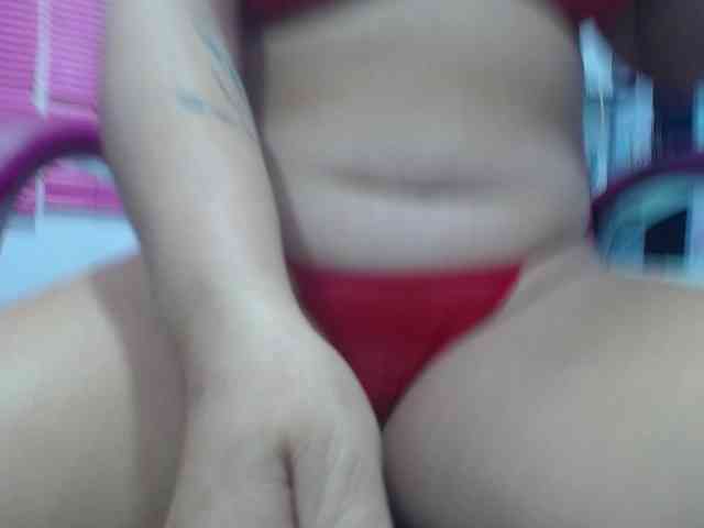 ANA-BULLOCK- webcam