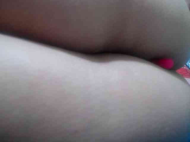 ANA-BULLOCK- webcam