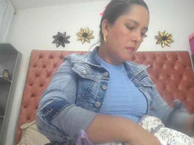 ANA-BULLOCK-