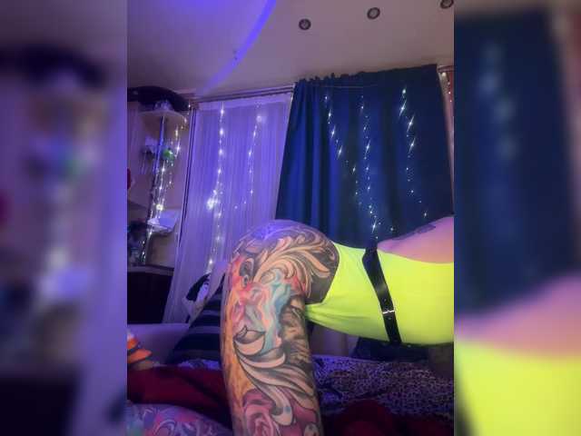 Neulivimie's BongaCams show and profile