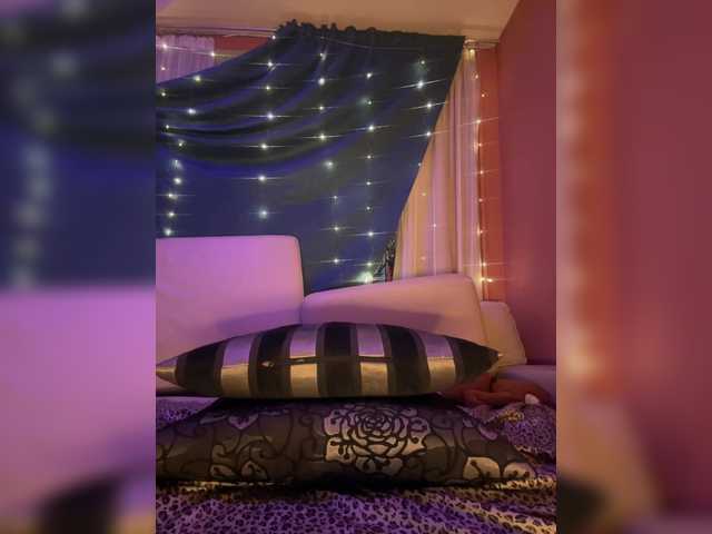 Neulivimie's BongaCams show and profile