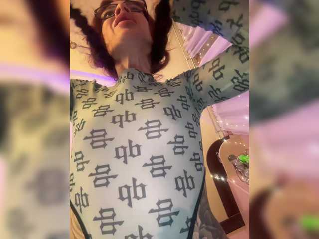 Neulivimie's BongaCams show and profile