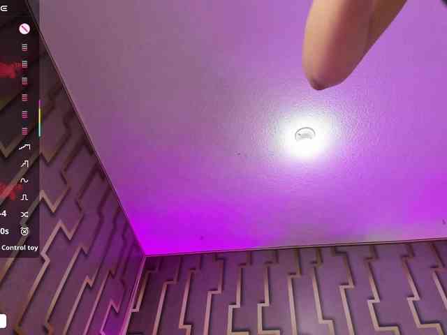 Deny-rose webcam