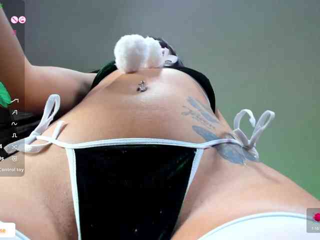 Deny-rose webcam