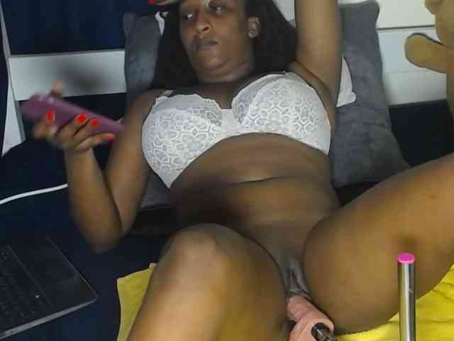 Milyxoxo webcam