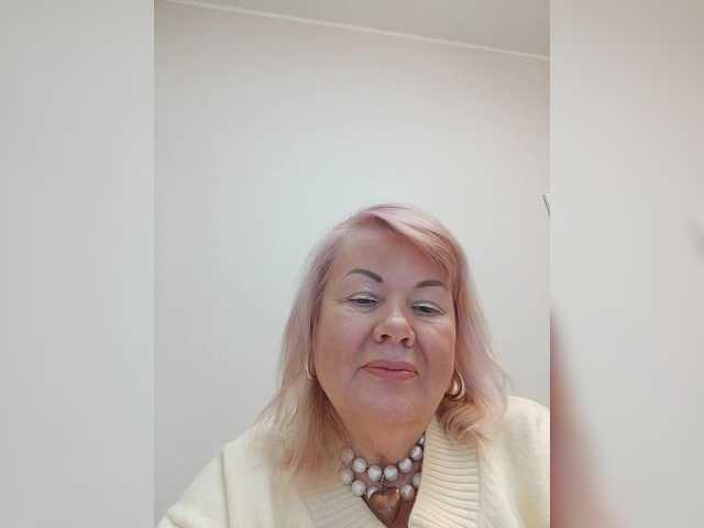 BESTija-1's BongaCams show and profile