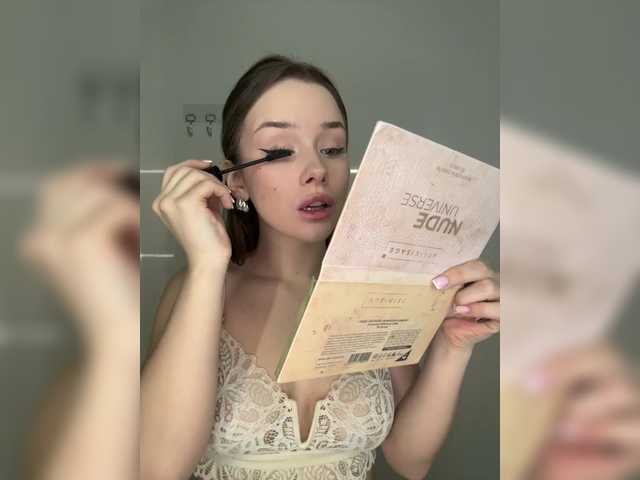 Tati16's BongaCams show and profile