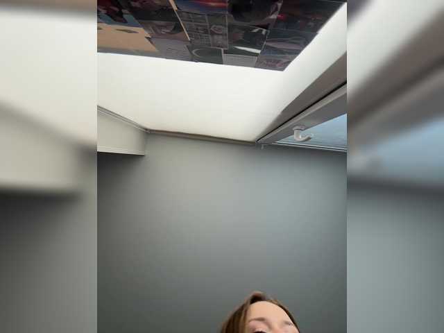 Tati16's BongaCams show and profile