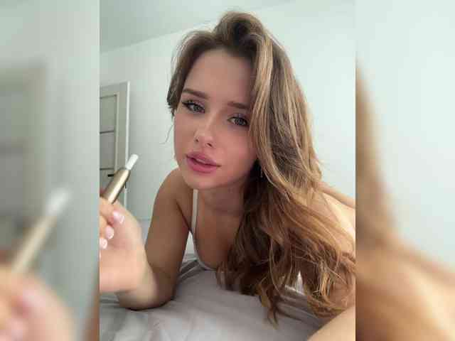 Tati16's webcam live show
